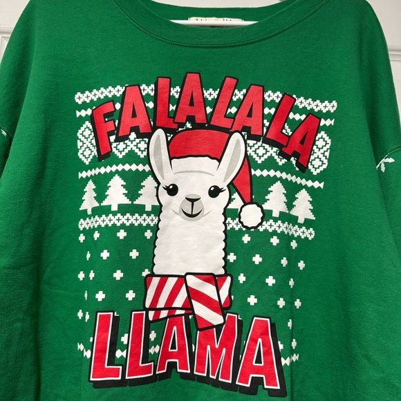 Wound Up Green Holiday Llama Sweatshirt - Picture 3 of 7